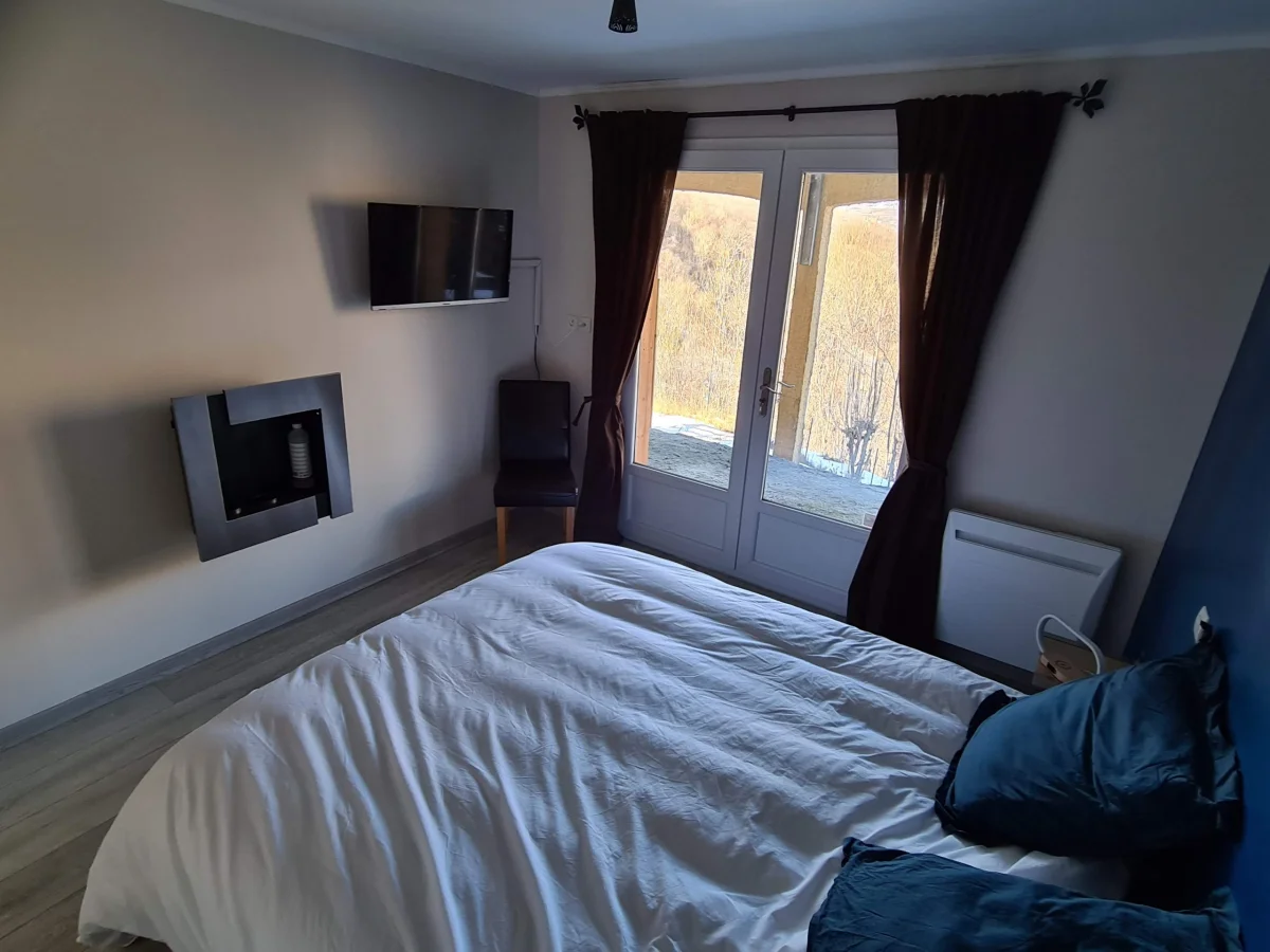 chambre 2 personnes lit queen size 160x200