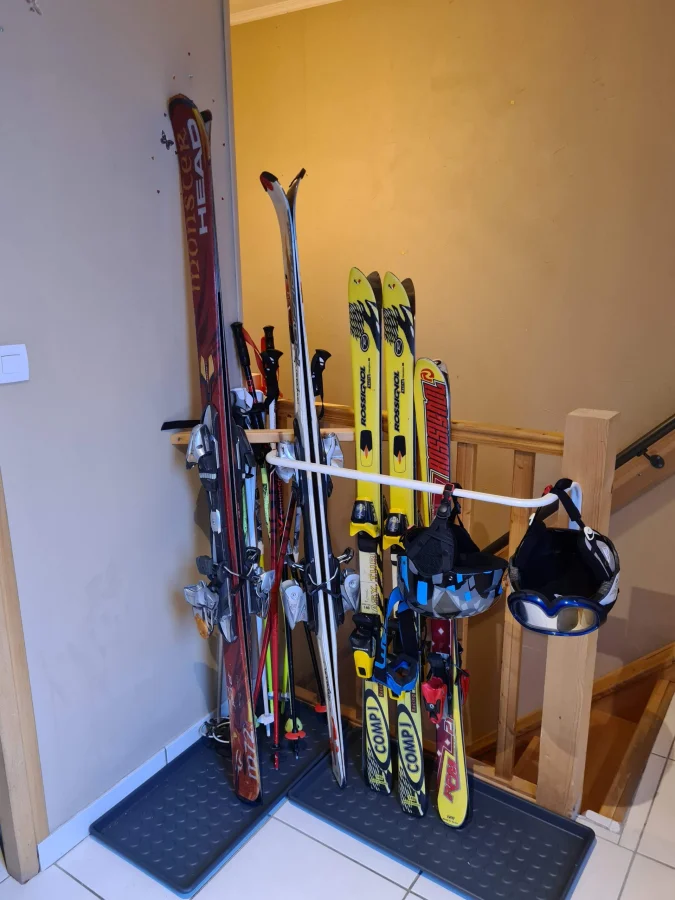 Entree rangement skis rez-de-chaussée
