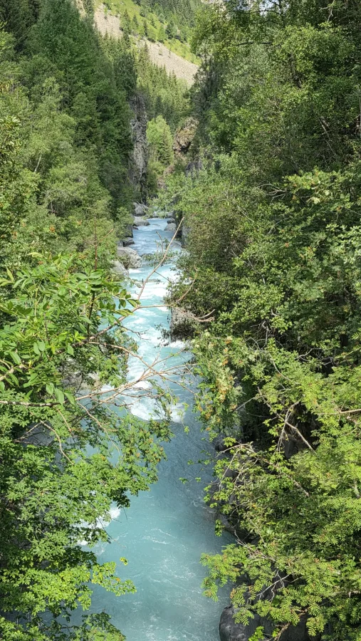🏔️ Le Tour du Refuge de l'Alpe du Pin par le Vallon de la Mariande : Randonnée sauvage dans le Vénéon